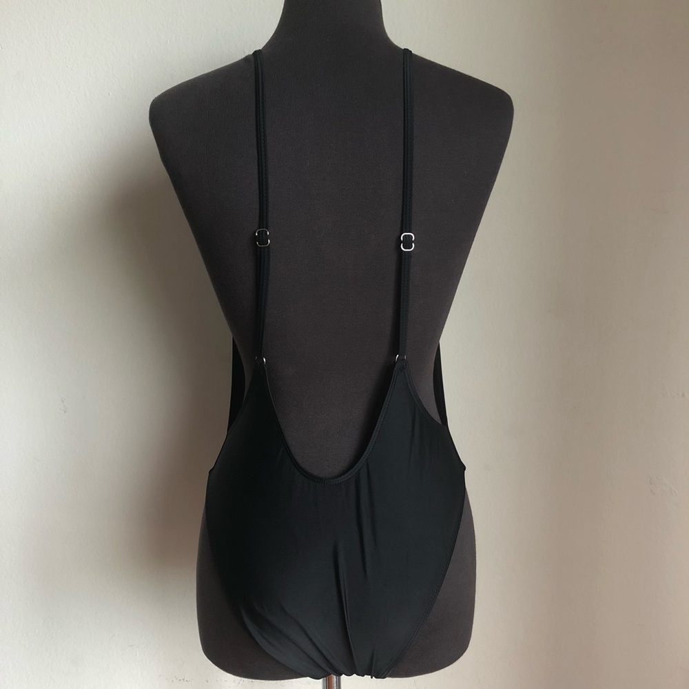 *LAST ONE* one piece swimsuit hicut sexy - Picture 6 of 6